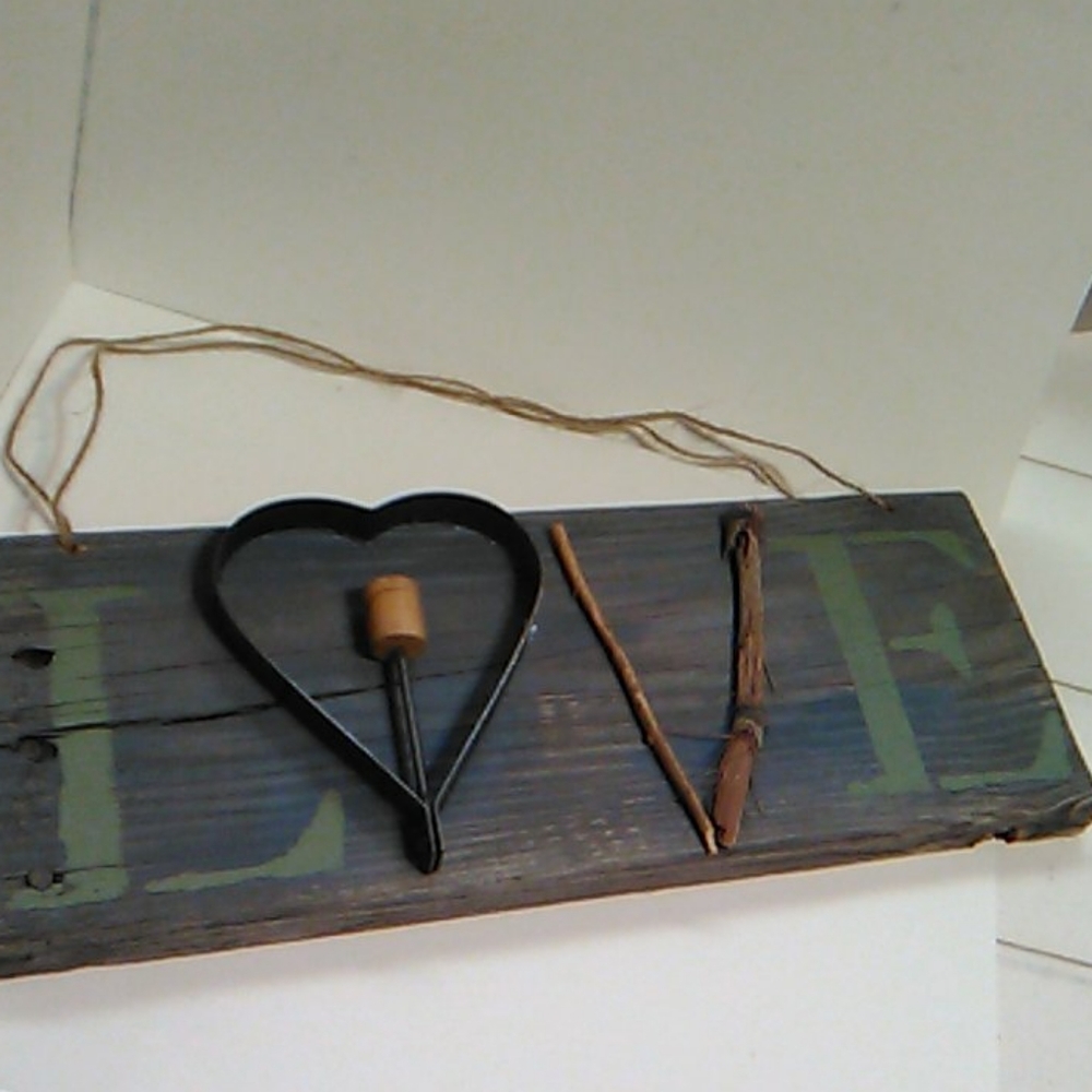 Wooden Love sign